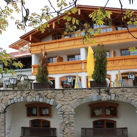 Landgasthaus & Hotel Kurfer Hof Bad Endorf Dış mekan fotoğraf