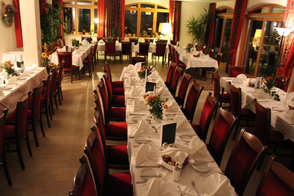 Landgasthaus & Hotel Kurfer Hof Bad Endorf Dış mekan fotoğraf